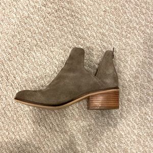 Steve Madden Taupe Ankle Bootie